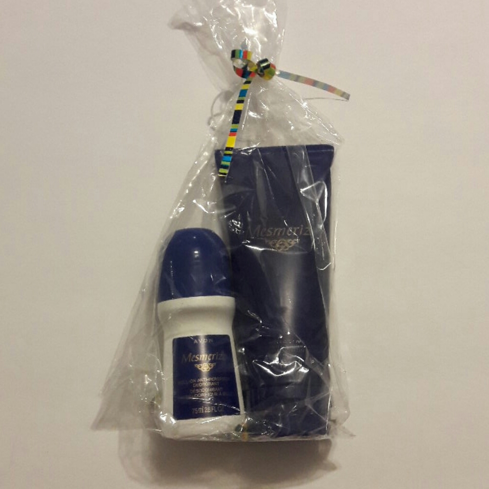 New Avon Mesmerize roll-on, Hair & Body wash gift